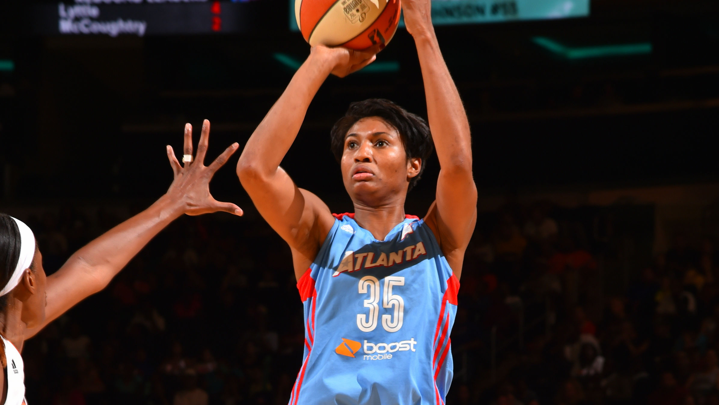 Angel McCoughtry signs a multi-year contract with the Atlanta Dream, will return for 2018 season