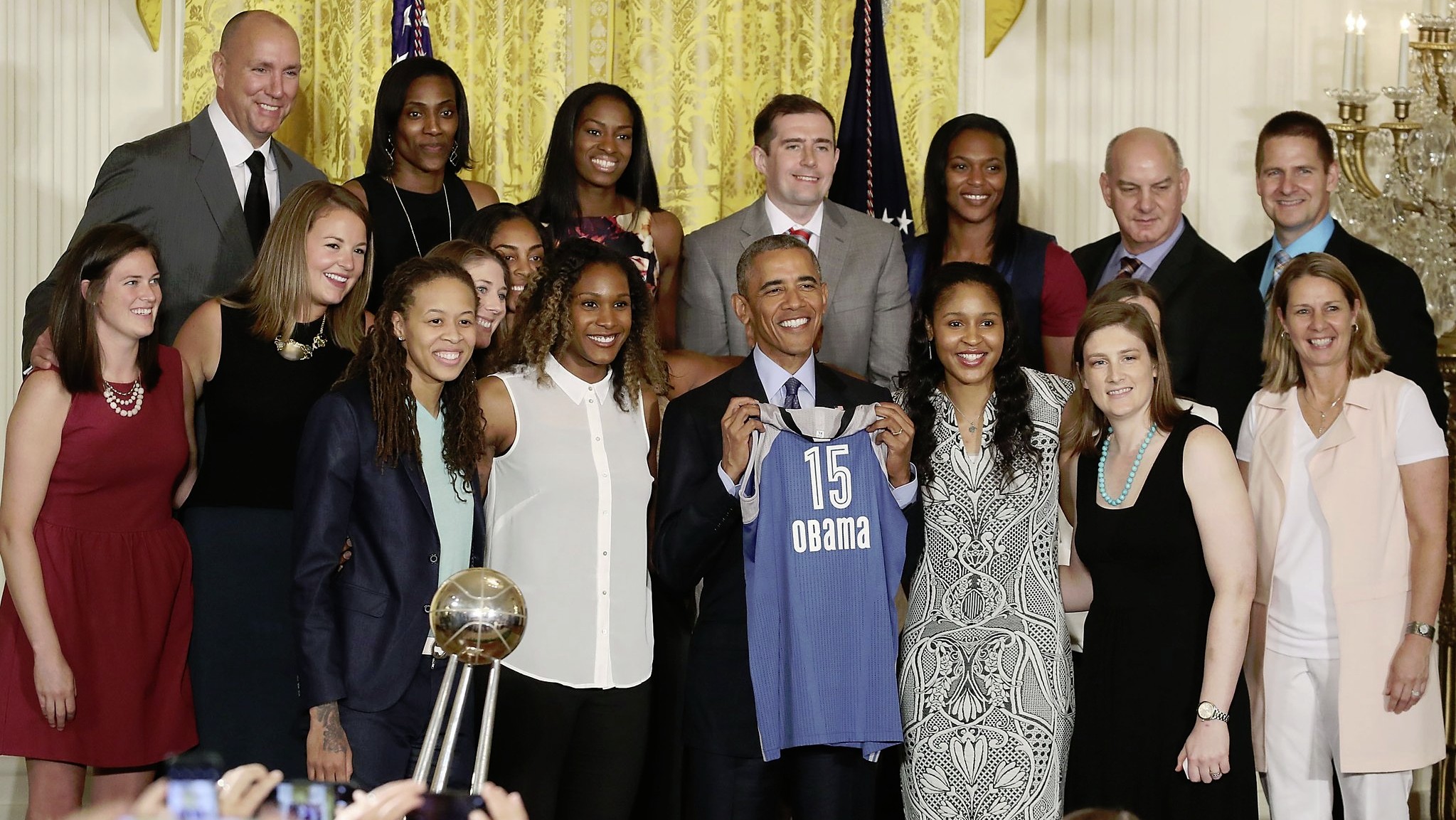 Video: President Barack Obama honors the 2015 WNBA champion Minnesota Lynx at the White House