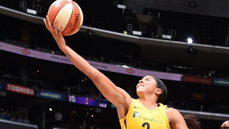 Led by Candace Parker and Nneka Ogwumike, Los Angeles bounces back with 77-59 victory over Chicago