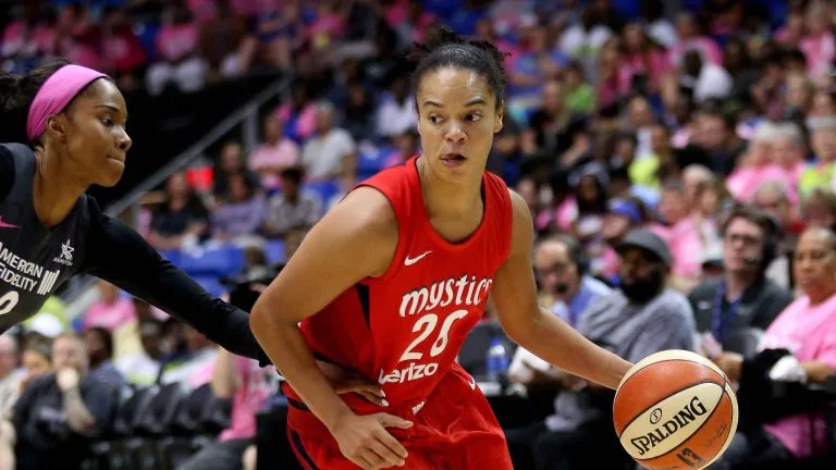 Mystics clip Wings 93-80 to extend streak, Dallas fires coach postgame