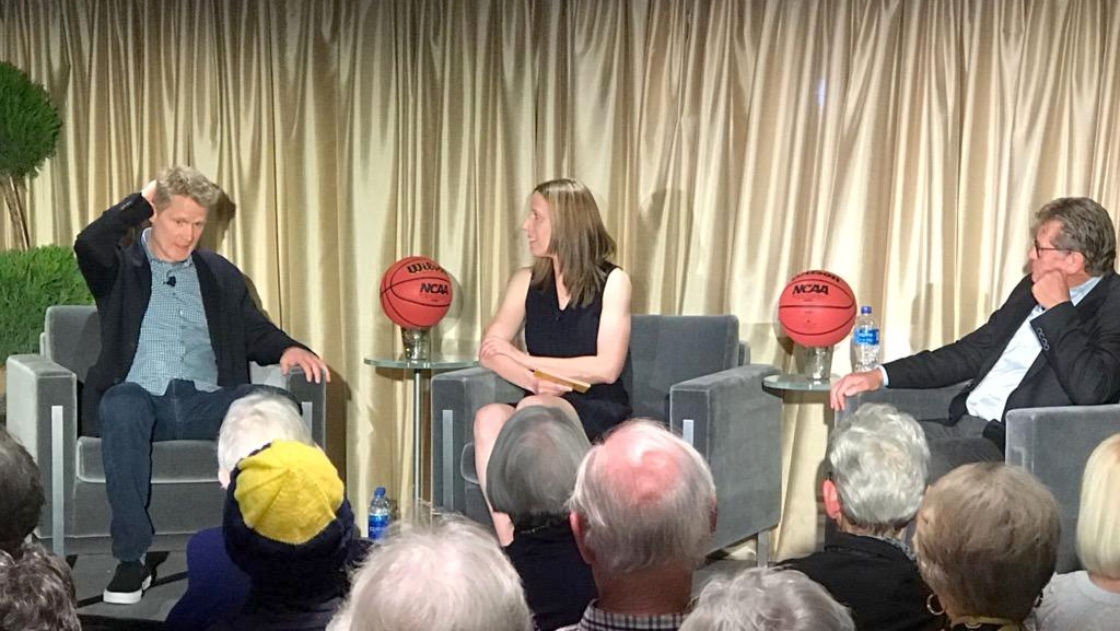 Cal hosted a fun and informative chat between Geno Auriemma and Steve Kerr