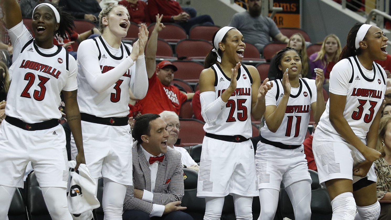 Undefeated Louisville takes over top spot in Sport Tours International/Hoopfeed NCAA DI Top 25 Poll