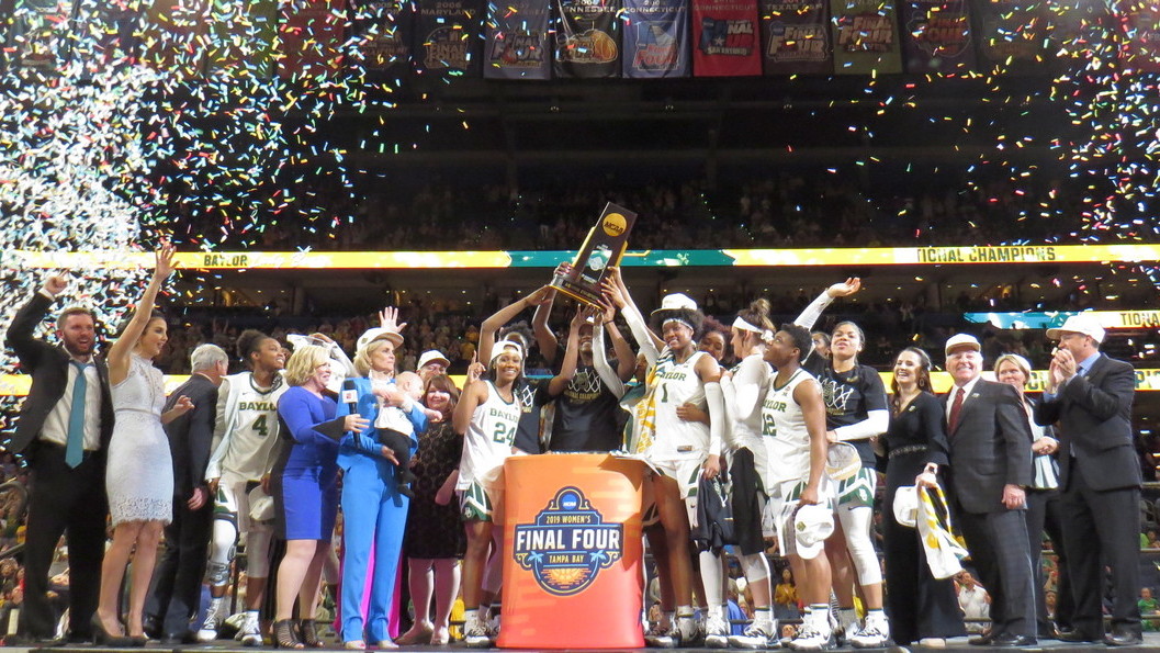 Led by Chloe Jackson Baylor earns third national title, holds off Notre Dame 82-81