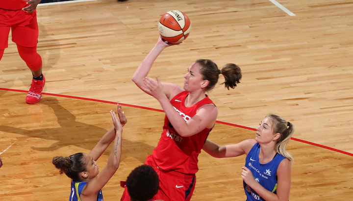 Emma Meesseman shines as Washington bests Dallas 86-73, Mystics lock up top seed