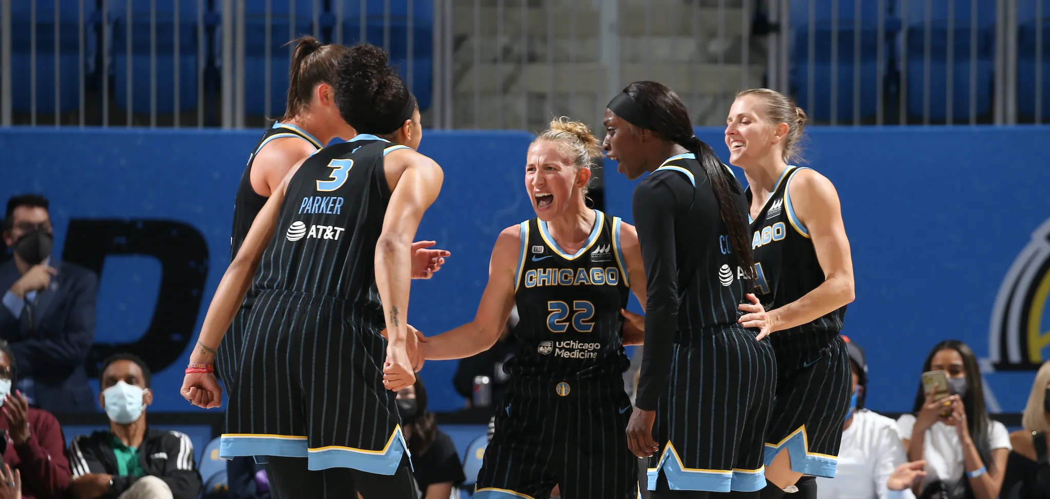 Chicago Sky tops Phoenix Mercury 86-50 for Game 3 victory, takes 2-1 series lead