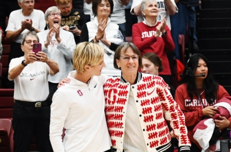 Stanford Honors VanDerveer with Dominant 89-58 Win Over Gonzaga