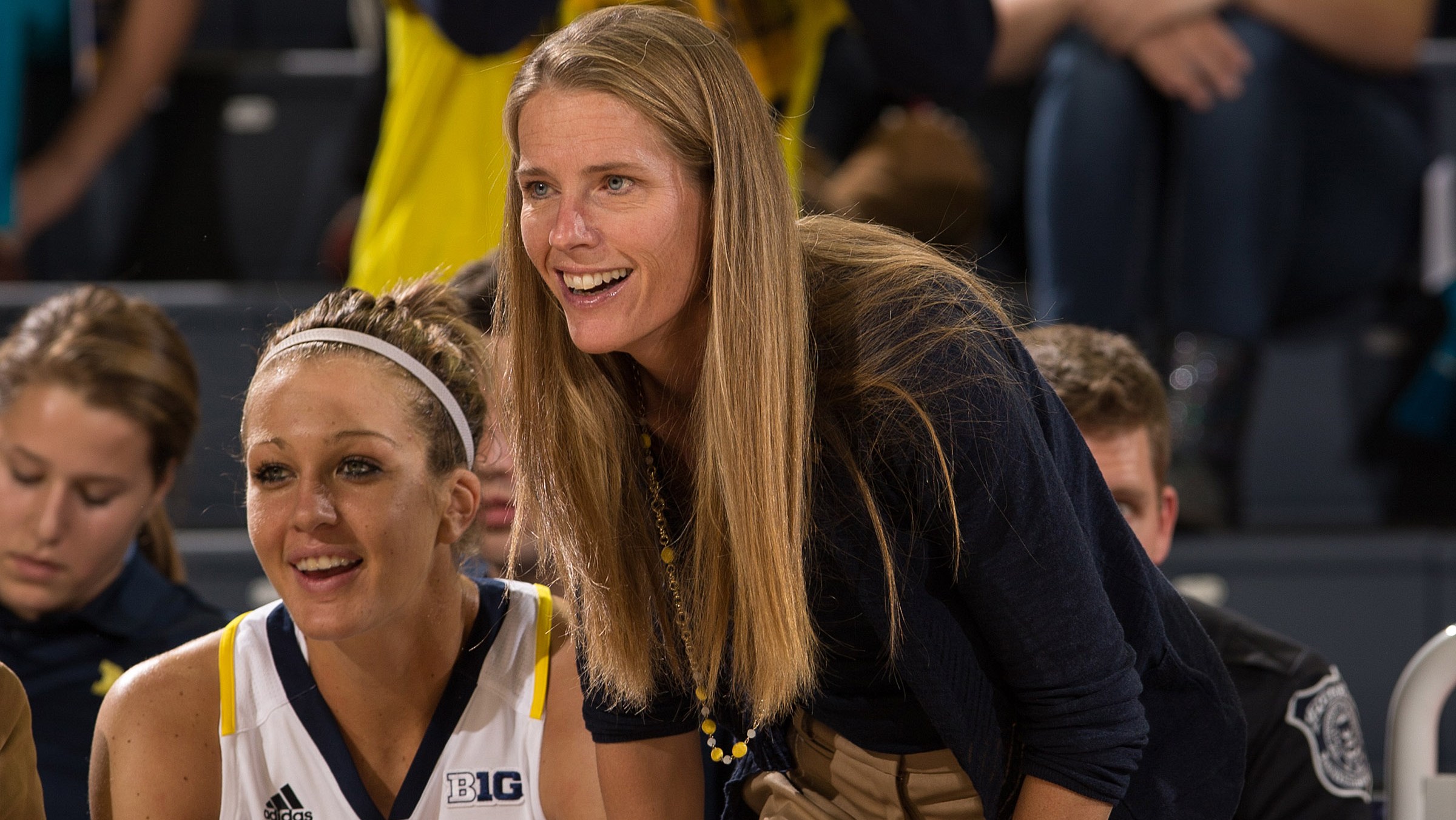 Dishin & Swishin 1/24/13 Podcast: Kim Barnes Arico trades in her red and white for maize and blue with immediate results