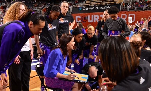 Sandy Brondello. Seattle Storm vs Phoenix Mercury on May 17, 2014 at US Airways Center in Phoenix, Arizona. Photo: Barry Gossage/NBAE.