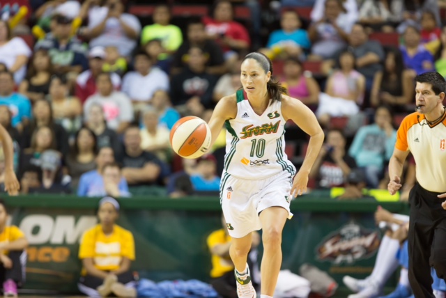 Sue Bird re-signs with Seattle Storm