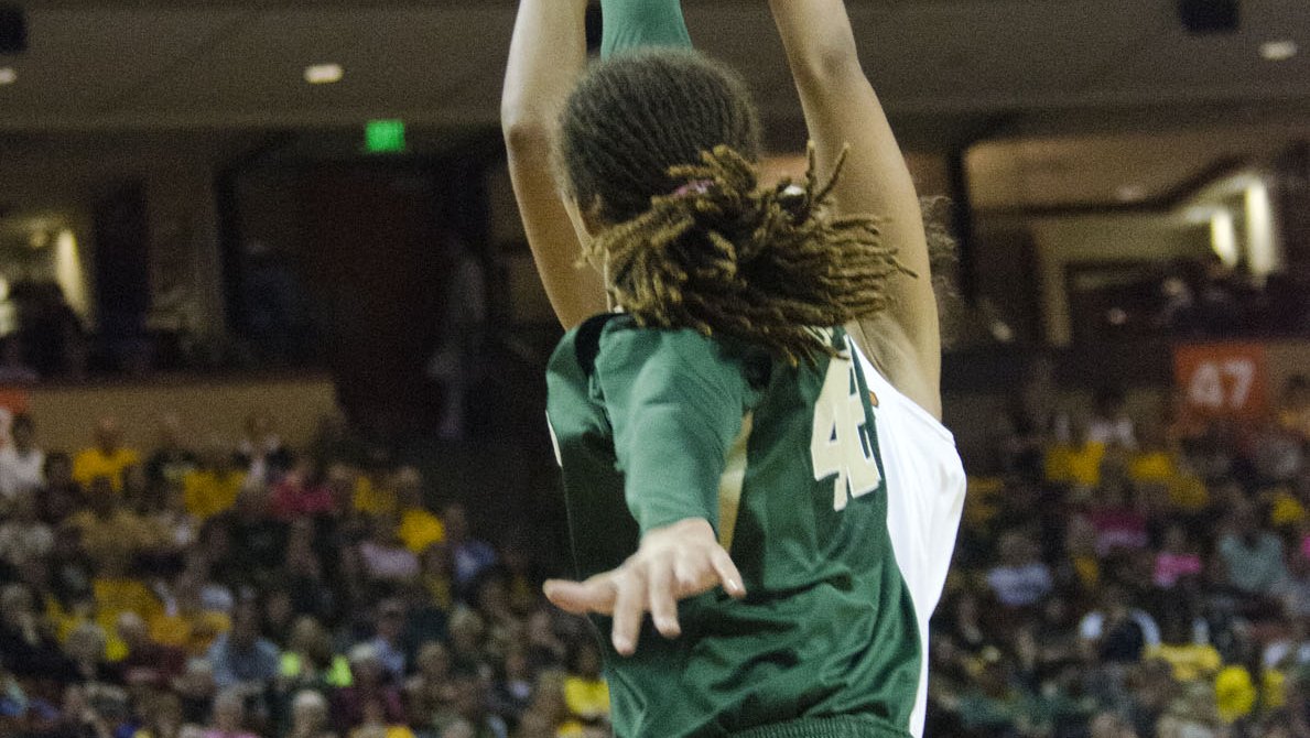 Brooklyn Pope the difference-maker, coming off the bench, as Baylor defeats Connecticut 76-70