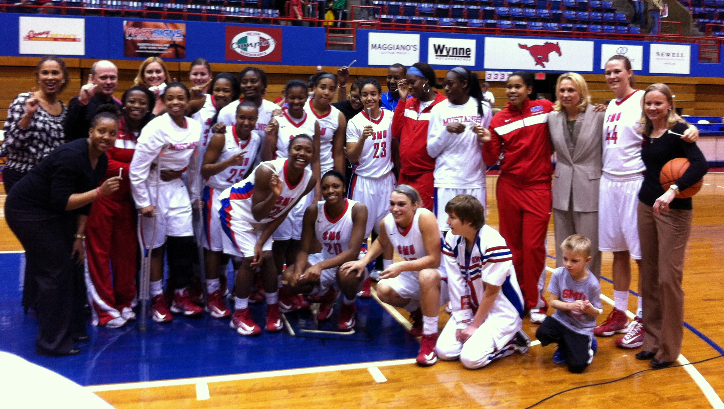 SMU clinches share of C-USA regular season title with 73-71 win over UTEP